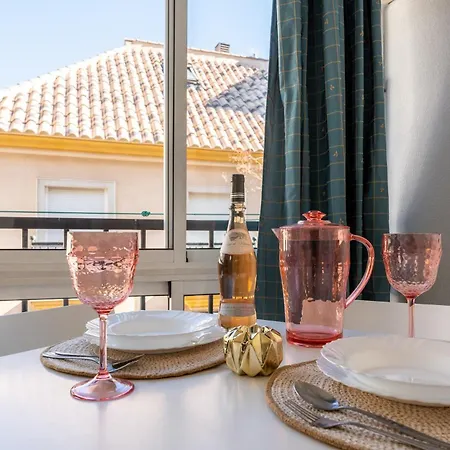 Malagasuite Next To The Fuengirola